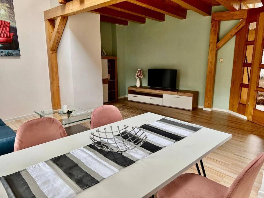 Apartmán Wanderurlaub Mit Und Ohne Hund! Harra Exteriér fotografie